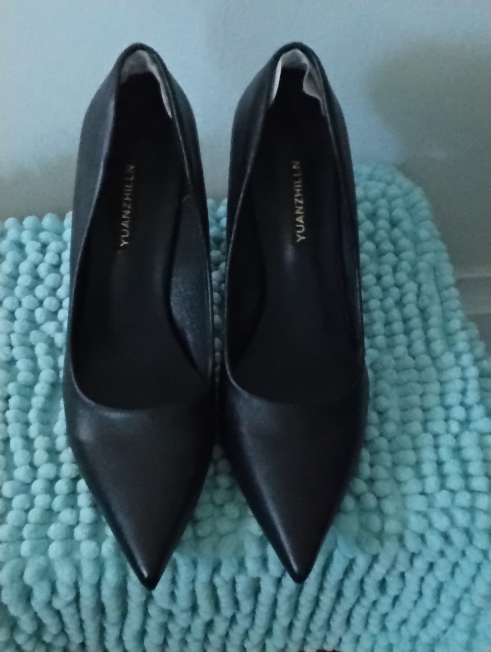 Black Pointed Toe Women's Pumps